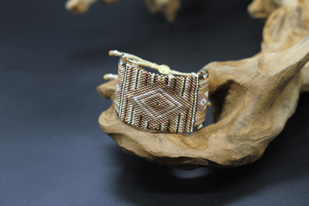 Extraordinario Bracelet, handmade