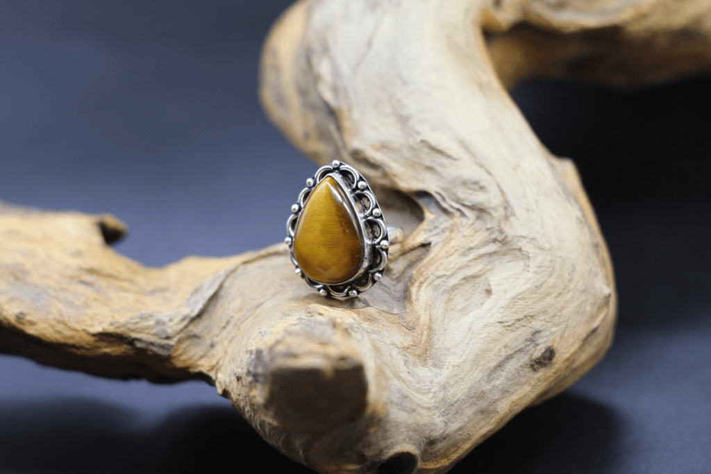 Vint.Ant. Tiger Eye Silver Ring