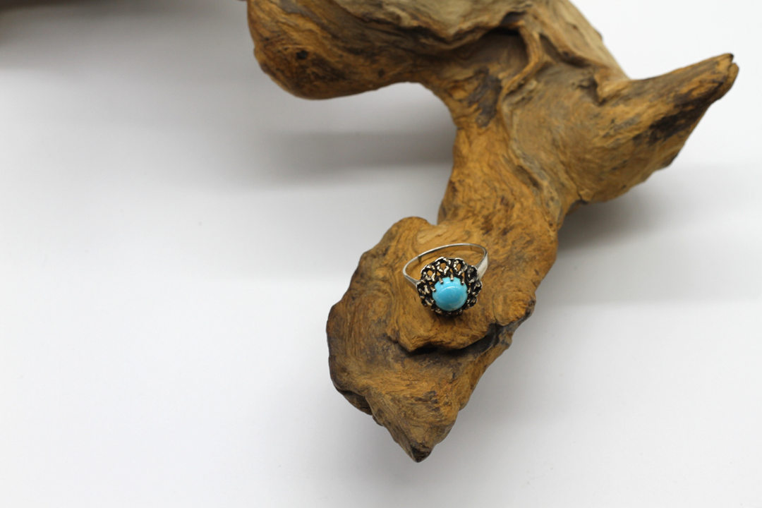 Unique Antique Silver Ring with hand selected Turquoise Stone